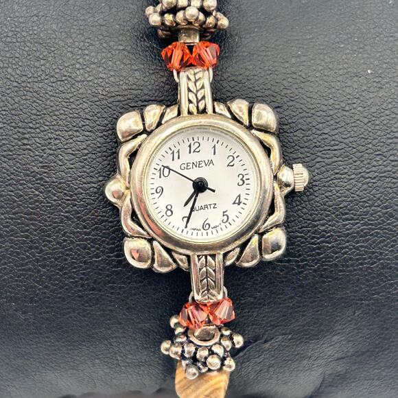 Vintage Geneva Beaded WR St. Steel Women’s Quartz Watch 22mm Working - Picture 1 of 8